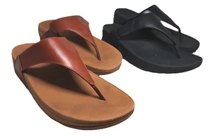 2 Pair Lot Women’s Sz 9 LULU FitFlop Flip Flop Sandals Wobbleboard Black Brown - Picture 1 of 6