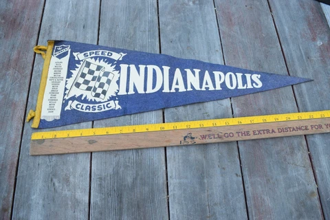1940s Felt Pennant Indianapolis Motor Speedway Race Full Size Cover