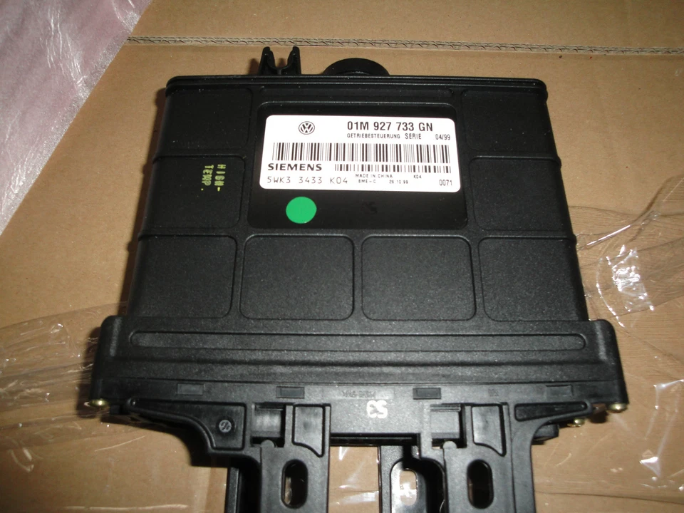 Original VW Bora Golf Automatikgetriebesteuergerät Apf 01M927733GN New - Image 1 of 1