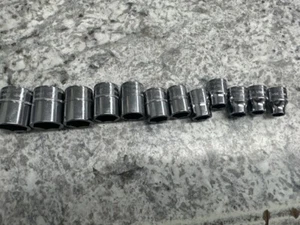 Snap On 3/8" Antrieb 12 Stck. 6PT metrisch flach Chrom Buchse (PS5015998) - Bild 1 von 3