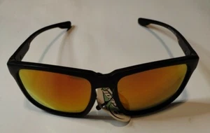 PUGS Sunglasses  Black  Frame  UV400 - NWT style 1403 - Picture 1 of 5