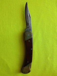 Uncle Henry Schrade 4 inch folding knife with case  - Picture 1 of 3