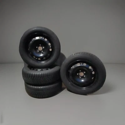 4x Original 15 Zoll VW Polo 6R/6C Winterräder 185/60 R15 84T Stahlfelgen  - Bild 1 von 4