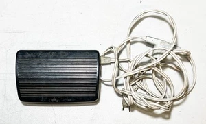 Singer 252 Foot Pedal Number 618597-075 Sewing Machine - Picture 1 of 2