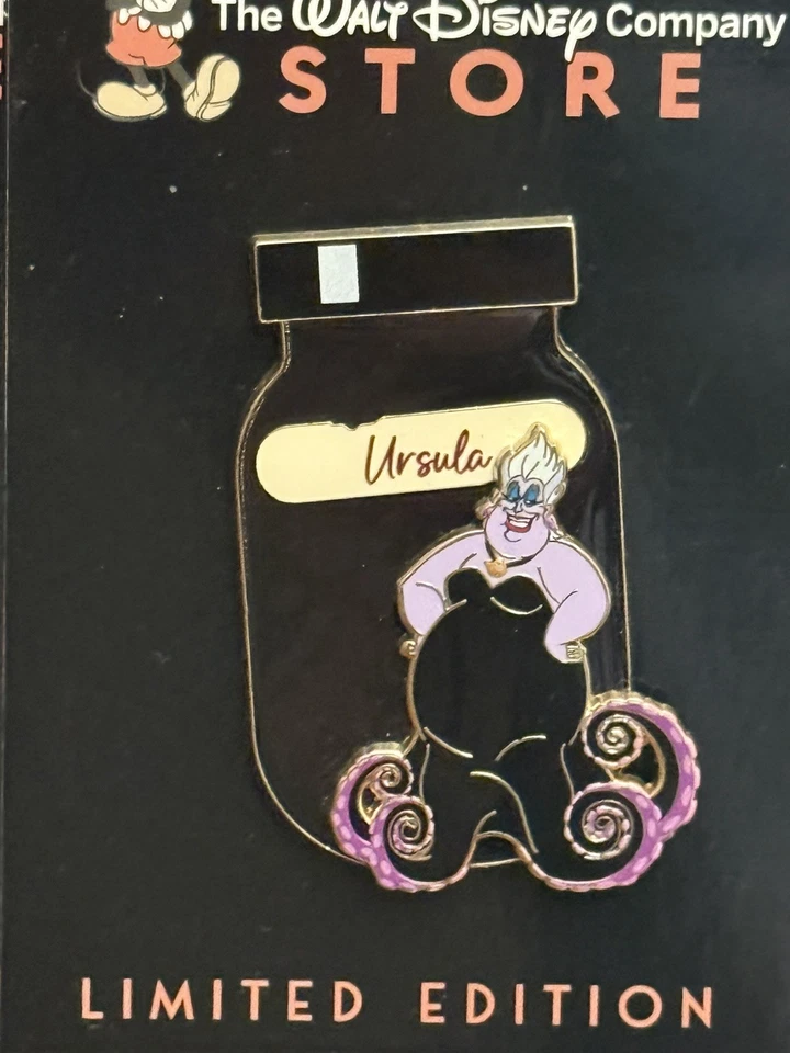 D23 2024 DEC Color Tonos de Magia Pin Negro Ursula LE 400 La Sirenita Foto 1 de 1