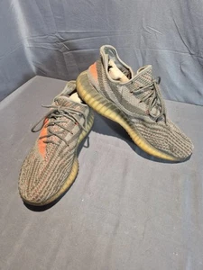 Size 9.5 - Adidas Yeezy Boost 350 V2 Low Beluga Reflective - Picture 1 of 20