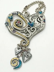 Silberfarben herzförmiger Schlüsselanhänger Charm Anhänger mehrfarbig Emaille Wirbel  - Bild 1 von 5