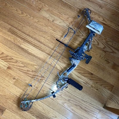 Arco compuesto Apline Archery Frontier 70 lb 26-30 dl diestro Foto 1 de 4