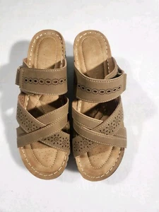 Patrizia Spring Step Brown Wedge Sandals Women’s Shoes Size 8 US - Picture 1 of 9