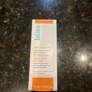 bliss REST ASSURED Dark Circle Depuffing EYE CREAM .5oz vitamin C caffeine - Picture 1 of 3