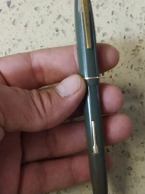 PLUMA ESTILOGRÁFICA WATERMAN W2 VINTAGE - GRIS ORO 14K MEDIANA W2B Foto 1 de 4