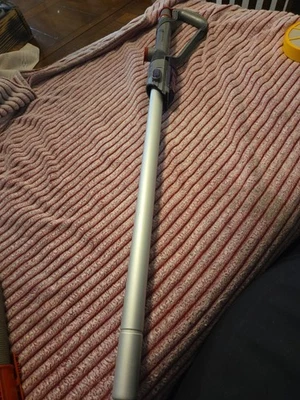 Piezas de aspiradora Dyson DC07 DC14 mango de tubo de aspiradora de extensión de varita púrpura Foto 1 de 4