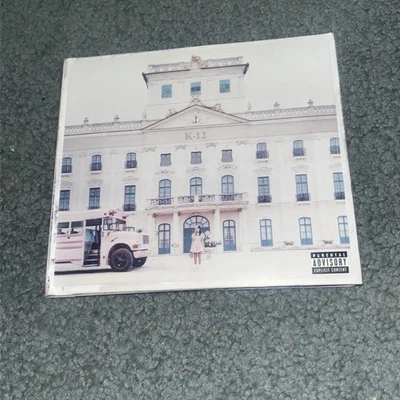 Melanie Martinez K-12 LIMITED EDITION CD+DVD Foto 1 de 4