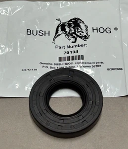 BUSH HOG 70134 FRONT INPUT OIL SEAL - FITS SEVERAL MODELS - Picture 1 of 2