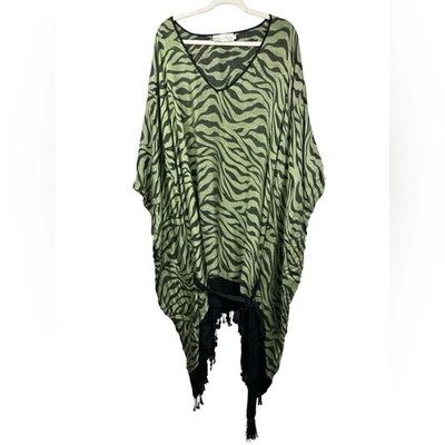 Katherine Kelly Green Black Zebra Mob Wife Fringe Boho Poncho Oversize XL-XXL - Image 1 of 4