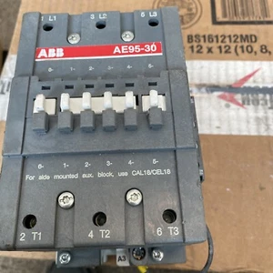 BF1: ABB AE95-30 3POLIGES SCHÜTZ 145A 600VAC SPULE: 48VDC 7C - Bild 1 von 6
