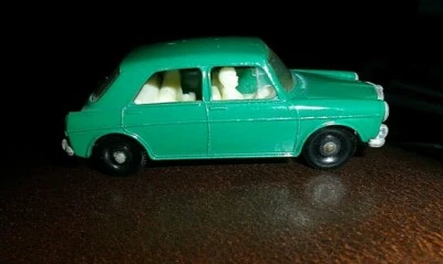 Matchbox MG 1100 Green Series #64 Dog & Driver nr Mint - Image 1 of 4