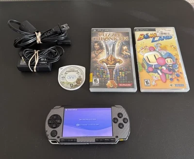 Paquete de Consola Sony PSP 1001 - Juegos, Cargador PlayStation Videojuegos Portátil Foto 1 de 4