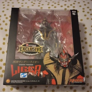 NEW Jushin Jyushin Thunder Liger Black Gold Ringside Exclusive Storm Figure NJPW - Picture 1 of 5