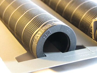 Empuñaduras de manillar Haro Baseline 1978 BMX negras Dave Mirra blandas bicicleta BMX totalmente nuevas Foto 1 de 4