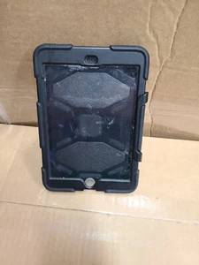 Funda iPad Mini Survivor con Protector de Pantalla Usada - Imagen 1 de 3