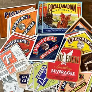 66 verschiedene Vintage Original 20er-40er Jahre SODA FLASCHENETIKETT Sammlung unbenutzt LOT - Bild 1 von 2