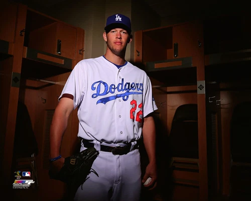 Impresión de póster Clayton Kershaw LISTO PARA LA ACCIÓN L.A. Dodgers Premium MLB 16x20 Foto 1 de 1