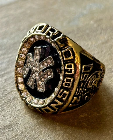 New York Yankees - Ferrentino - 1998 World Series Championship  Replica Ring Cover