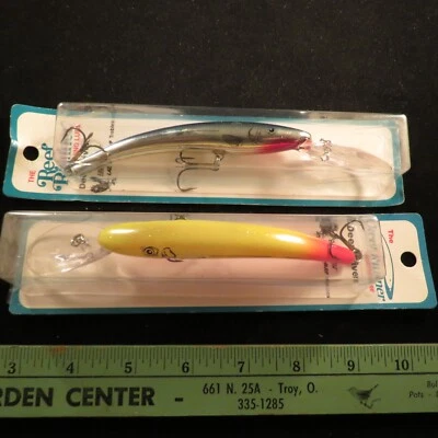 Lote de 2 Señuelos Reef Runner 800 Series 252 Luces Neón Azul Hawaiano Nuevos en Caja * Foto 1 de 4