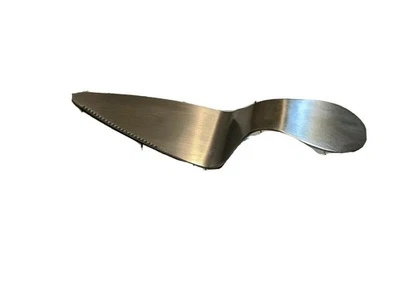 Pampered Chef Pie Server Stainless Steel 1210 Serrated Missing High Heel - Image 1 of 4