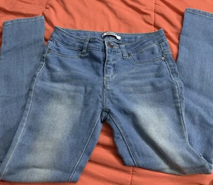DKNY Girl's 10 Medium Wash Mid Rise Straight Leg Denim Jeans Slip On Casual - Picture 1 of 7