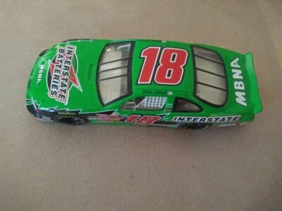 NASCAR Diecast 1:24 Scale - Green Bobby Labonte #18 2002 Pontiac, Interstate Bat - Image 1 of 4