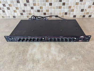 AUDIO LOGIC MT66, STEREO COMPRESSOR LIMITER GATE - Image 1 of 4