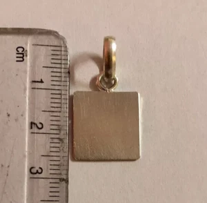 999 Reines Silber Hindu Religiös Massiv Silber Quadrat Blatt Anhänger 1 Stck. für Rahu - Bild 1 von 5