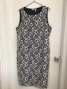 ladies dresses size 18 - Picture 1 of 3