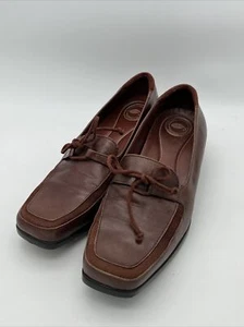 Women's Nurture Brown Leather Loafers Slip Ons w/Suede Accents Size 6 - Picture 1 of 8