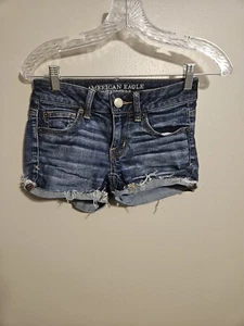 American Eagle Damen Shortie Distressed Super Stretch Jeansshorts Größe 00 - Bild 1 von 8
