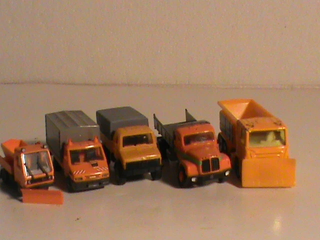 lot engins HO /DDE EQUIP.UNIMOG/SAURER/SIKU CHASSE NEIGE.PTIT CHASSE NEIGE/OCC - Photo 1/4