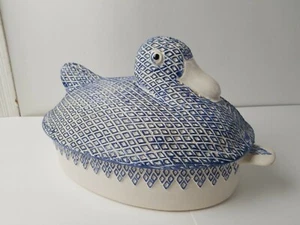 Whittier Potteries White Ceramic Duck Lidded Casserole/ Tureen - Picture 1 of 10