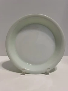 Plato/plato para pastel Pyrex verde lima 209 vidrio de leche de 8 1/2 pulgadas c1950 hecho en EE. UU. - Imagen 1 de 4