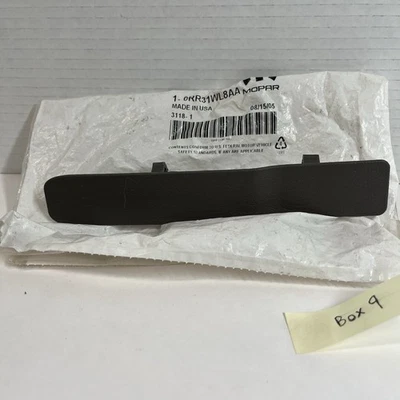 NUEVA CUBIERTA DE PISO TRASERA CHRYSLER TOWN & COUNTRY 2001-2003 ORR31WL8AA OEM Foto 1 de 4