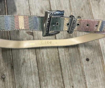 Cinturón de mujer Elite Fresno California a rayas con ribete de cuentas talla XL Foto 1 de 4