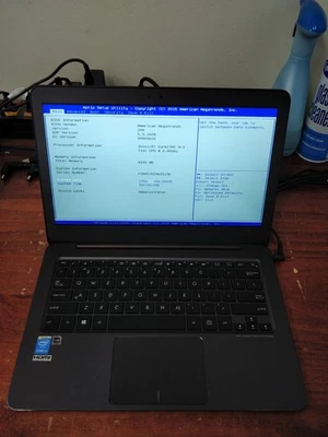 ASUS UX305C INTEL CORE M-5Y10C@800MHz 8GB RAM SIN PIEZAS DE UNIDAD 8337 Foto 1 de 4