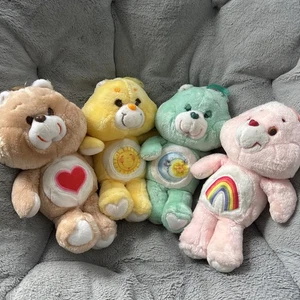 Menge 4 Vintage 1983 Kenner Care Bears Bedtime Tenderheart Cheer Funshine Plüsch - Bild 1 von 9