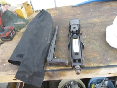 Chrysler Town & Country Dodge Grand Caravan Jack 2008-2018 bolsa llave de tuercas 14 15 Foto 1 de 4