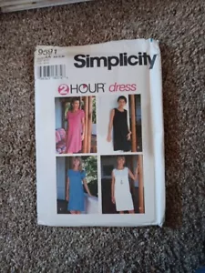 SIMPLICITY MUSTER 9591 ~ MISSES KLEID ~ GRÖSSEN XS S M * UNGESCHNITTEN - Bild 1 von 1