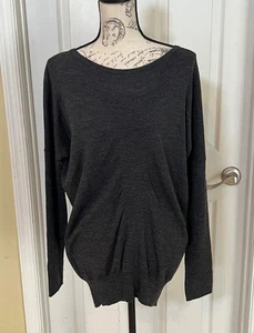Suéter túnica Vince gris carbón cuello redondo manga larga de gran tamaño para mujer pequeño - Imagen 1 de 9