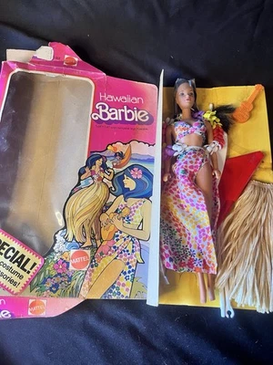 Muñeca Barbie Hawaiana Twist N Turf Cintura 1975 Mattel Artículo Nº 7470 De Colección Foto 1 de 4