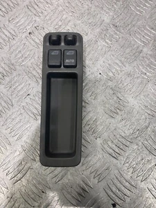 2000 VOLVO S40 V40 MK1 CENTRE FRONT WINDOW SWITCH 30860527 #10 - Picture 1 of 3