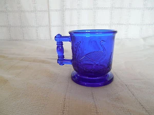 Degenhart coblat blue glass child's cup Peacock & stork - Picture 1 of 6